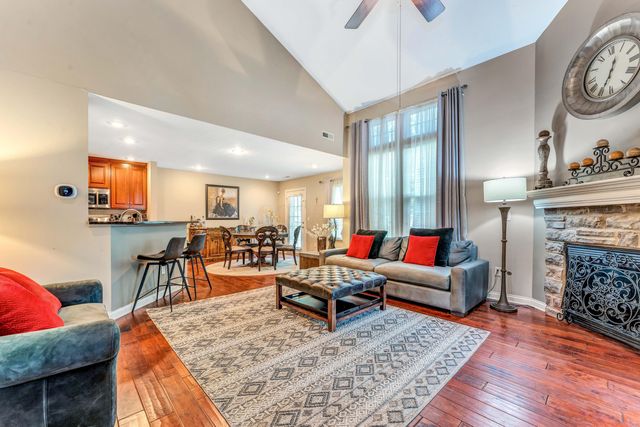5039 Calais Drive, Columbus, OH 43221