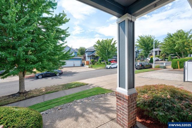 474 Stellers Eagle St NW, Salem, OR 97304
