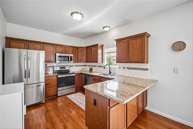 10310 Stonecrest Drive, Johnston, IA 50131