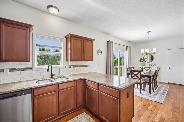 10310 Stonecrest Drive, Johnston, IA 50131