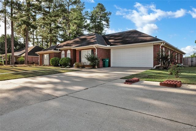 1333 Snow Hinton, Tuscaloosa, AL 35405