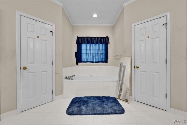 1333 Snow Hinton, Tuscaloosa, AL 35405