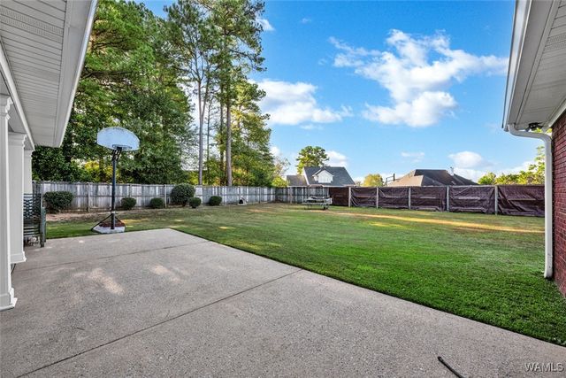 1333 Snow Hinton, Tuscaloosa, AL 35405