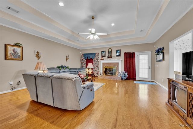 1333 Snow Hinton, Tuscaloosa, AL 35405