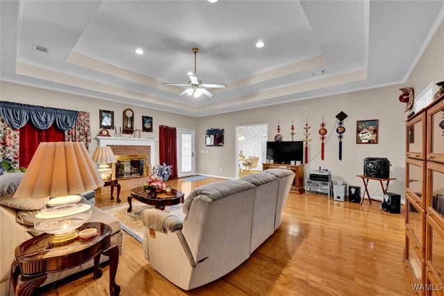 1333 Snow Hinton, Tuscaloosa, AL 35405