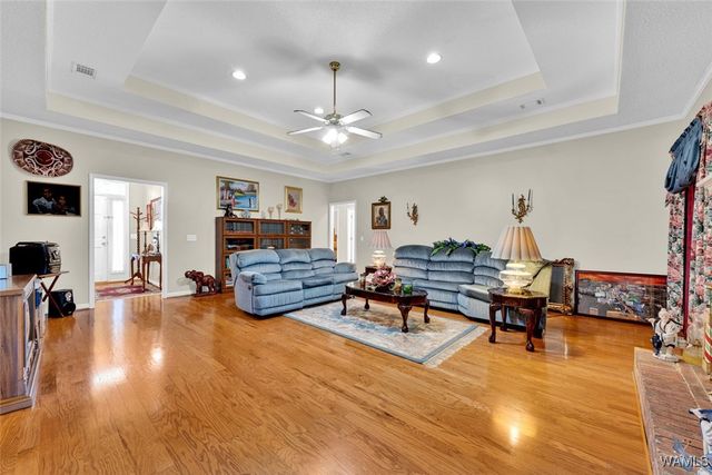 1333 Snow Hinton, Tuscaloosa, AL 35405