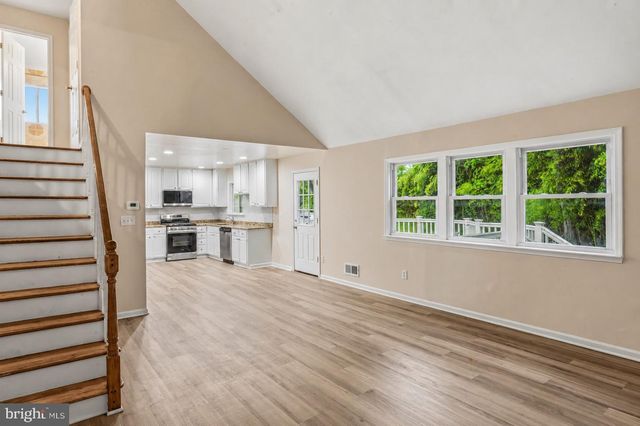 1404 DUNWOODY AVE, Oxon Hill, MD 20745
