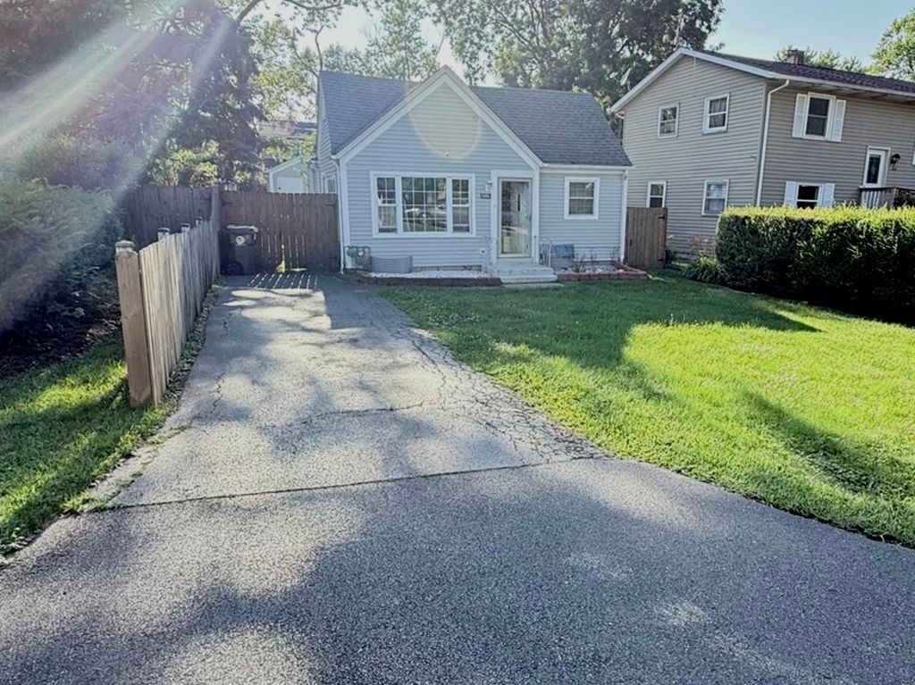 1606 Turnbull Drive, Round Lake Beach, IL 60073