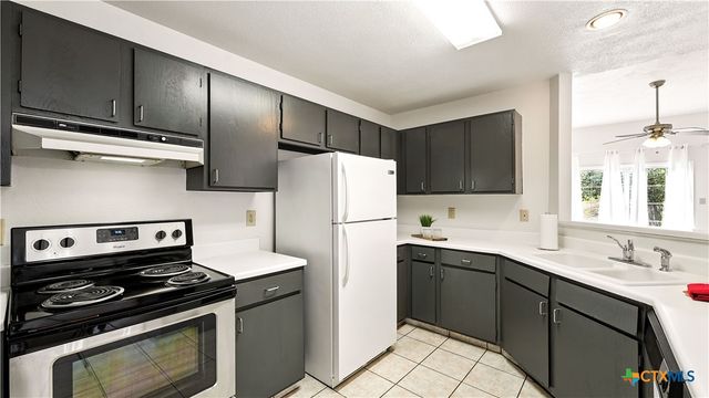 8 Oak Villa Road G-2, Canyon Lake, TX 78133