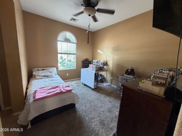 815 W Bowker Street, Phoenix, AZ 85041