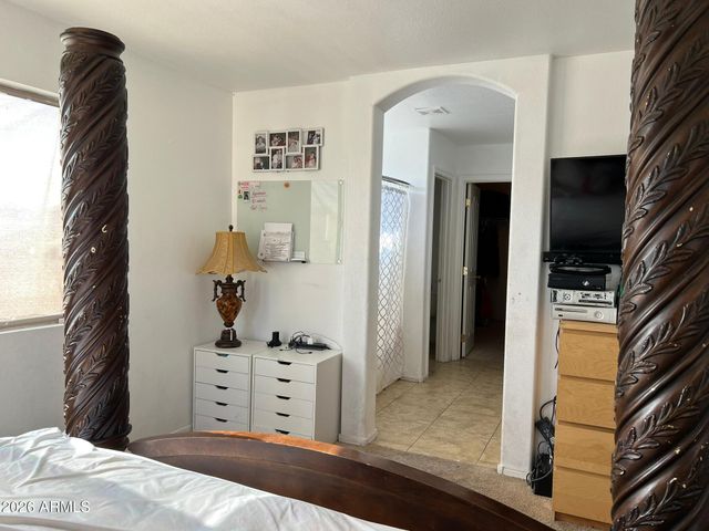 815 W Bowker Street, Phoenix, AZ 85041