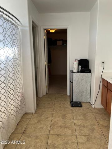 815 W Bowker Street, Phoenix, AZ 85041
