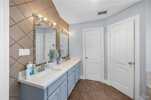 2316 N 34th Street N, Mcallen, TX 78501