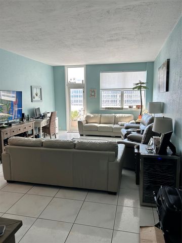 4250 Galt Ocean Drive PHM, Fort Lauderdale, FL 33308