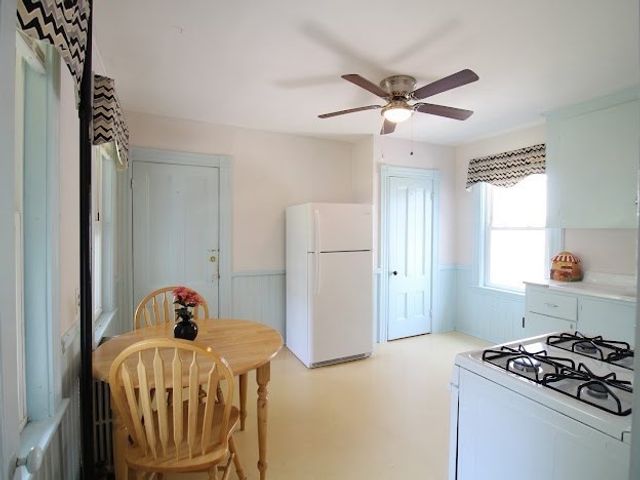 6 Mead St 1, Danvers, MA 01923