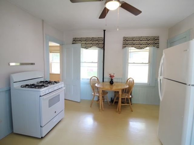 6 Mead St 1, Danvers, MA 01923