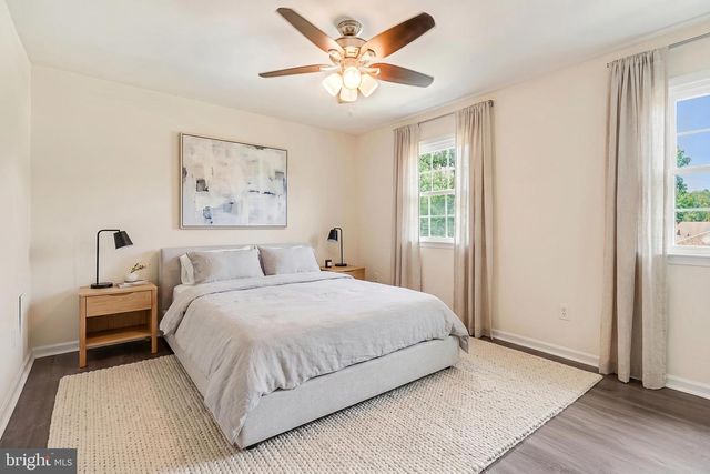 5 BENTLEY CT, Fredericksburg, VA 22408