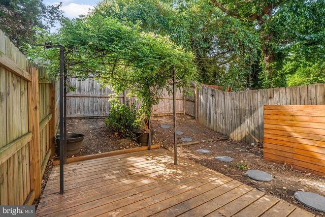 5 BENTLEY CT, Fredericksburg, VA 22408