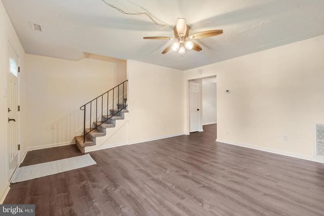 5 BENTLEY CT, Fredericksburg, VA 22408
