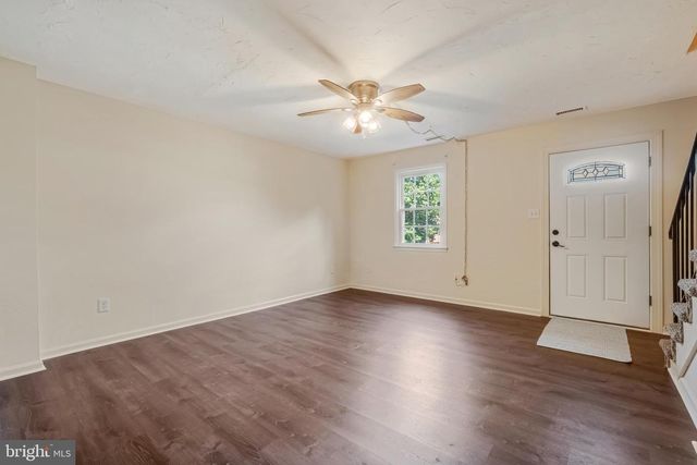5 BENTLEY CT, Fredericksburg, VA 22408