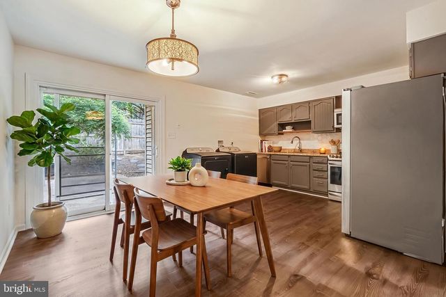 5 BENTLEY CT, Fredericksburg, VA 22408
