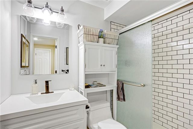 9828 Vista Drive, Lenexa, KS 66220