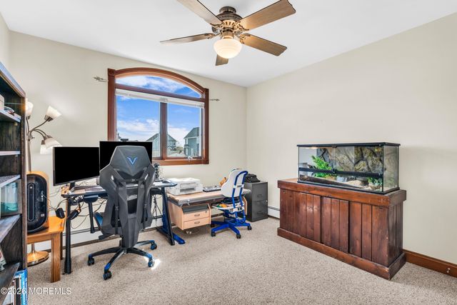 39 Pilot Road, Toms River, NJ 08753