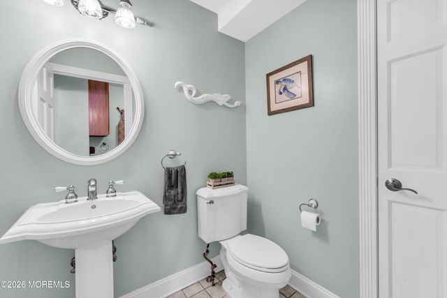 39 Pilot Road, Toms River, NJ 08753