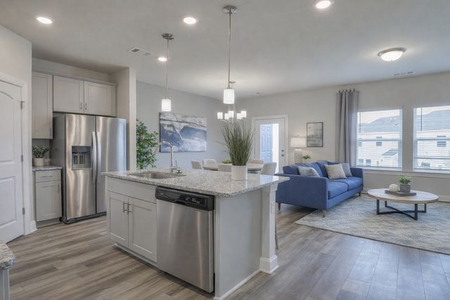 4550 Skywood Ln, Nashville, TN 37207