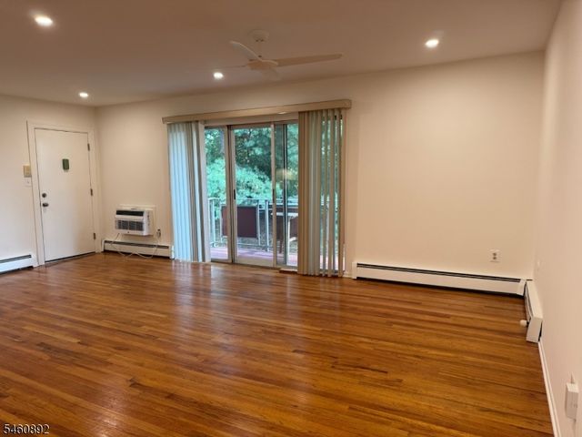 326 Hoover Ave 80, Bloomfield Twp., NJ 07003