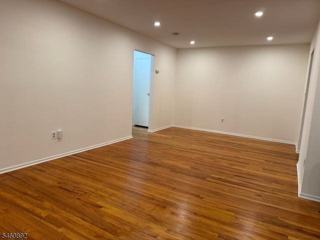 326 Hoover Ave 80, Bloomfield Twp., NJ 07003