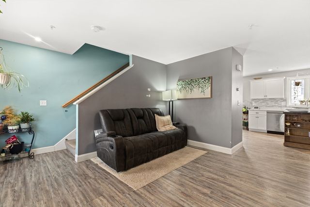 3 Grand Ave 2, Haverhill, MA 01830