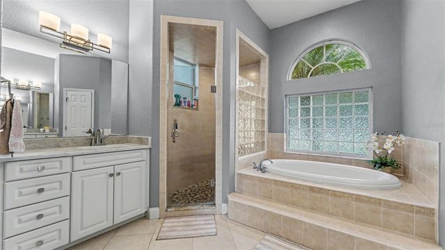 5956 TROPHY LOOP, Lakeland, FL 33811