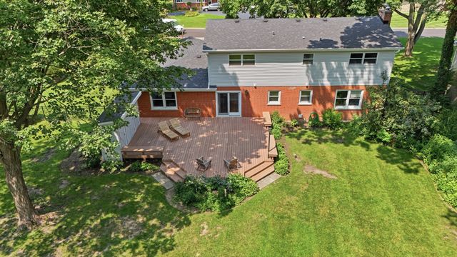 317 E Forest Lane, Palatine, IL 60067