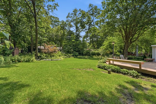 317 E Forest Lane, Palatine, IL 60067