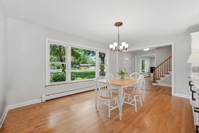 317 E Forest Lane, Palatine, IL 60067