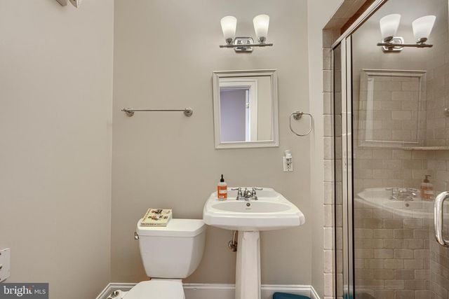 3235 EASTERN AVE, Baltimore, MD 21224