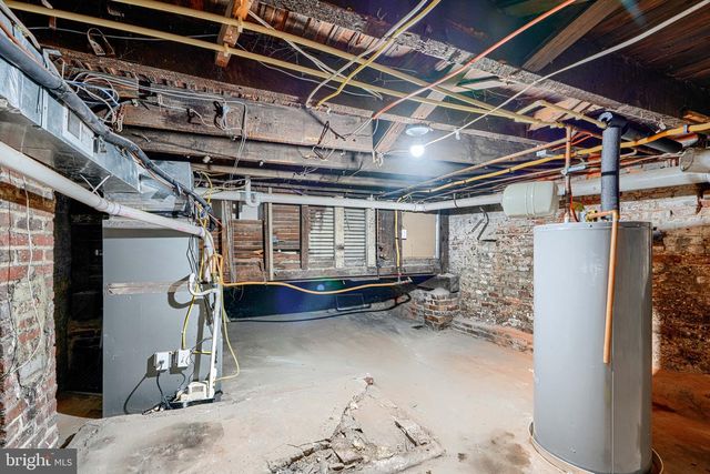 3235 EASTERN AVE, Baltimore, MD 21224