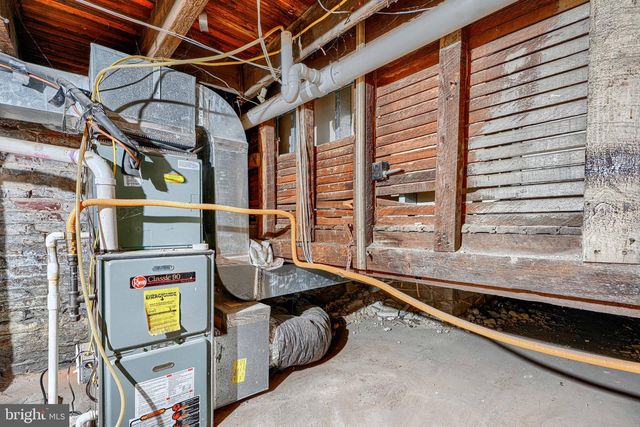 3235 EASTERN AVE, Baltimore, MD 21224