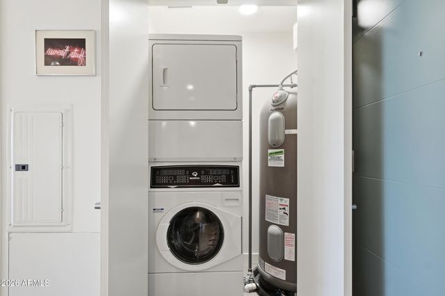 2300 E CAMPBELL Avenue 329, Phoenix, AZ 85016