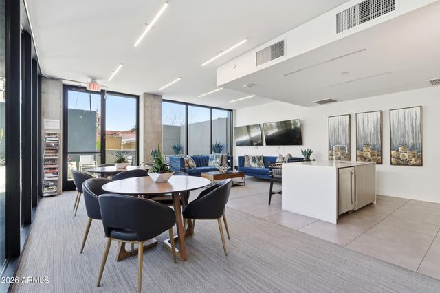 2300 E CAMPBELL Avenue 329, Phoenix, AZ 85016