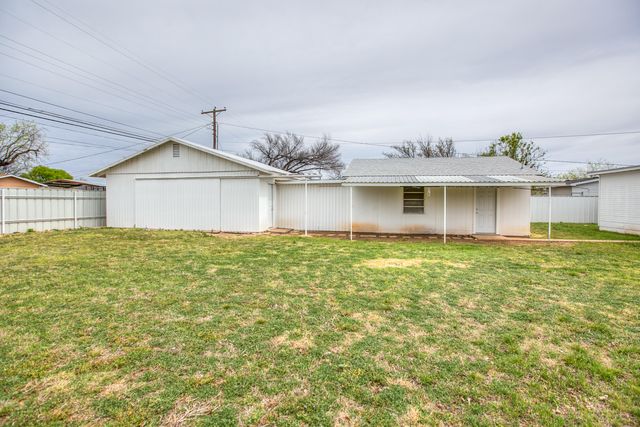 54 E 41st Street, San Angelo, TX 76903