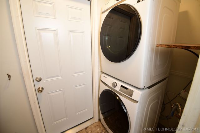 1608 S 1st Place, Broken Arrow, OK 74012