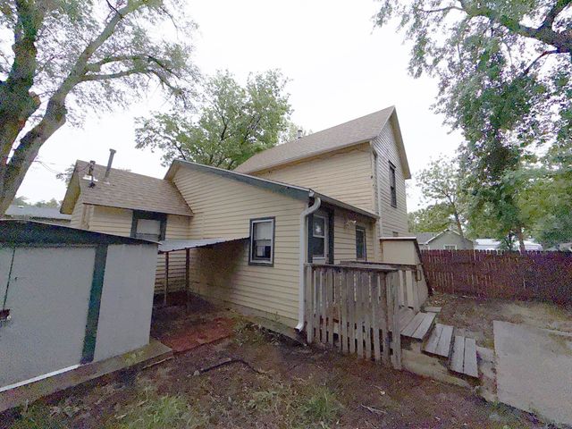 215 N Lincoln St, Bennington, KS 67422