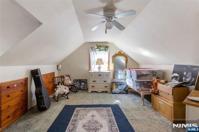 5 English Avenue, Elmwood Park, NJ 07407
