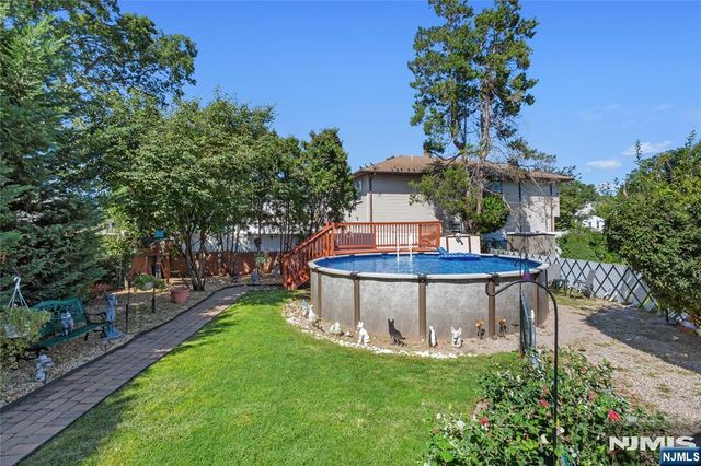 5 English Avenue, Elmwood Park, NJ 07407