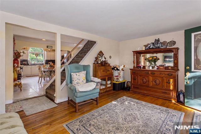 5 English Avenue, Elmwood Park, NJ 07407