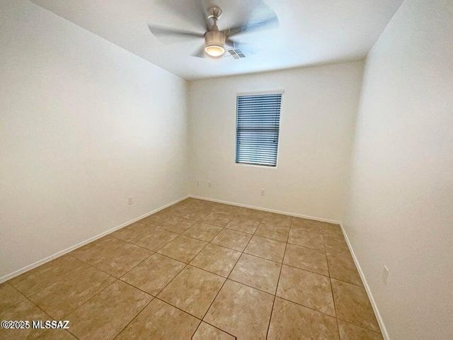 58834 E BRANDING IRON Court, Catalina, AZ 85739