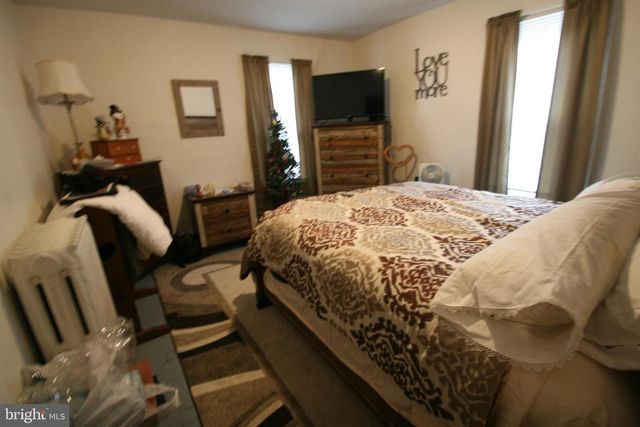 48 MARKET ST, Mount Union, PA 17066