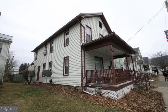 48 MARKET ST, Mount Union, PA 17066